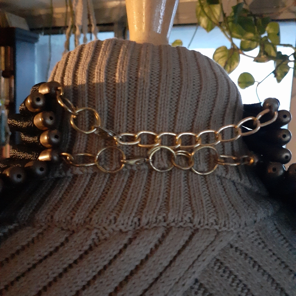 Multicolor Layered Necklace - Picture 6 of 7